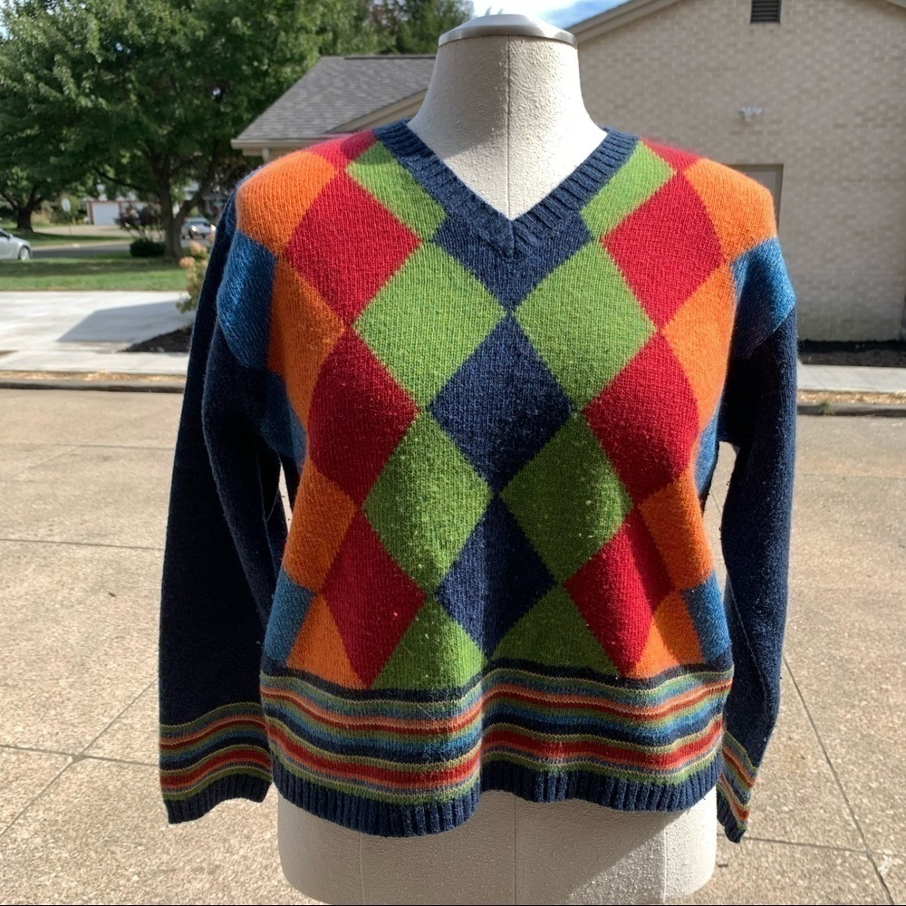 Liz Claiborne wool blend argyle v-neck sweater - Picture 3 of 12